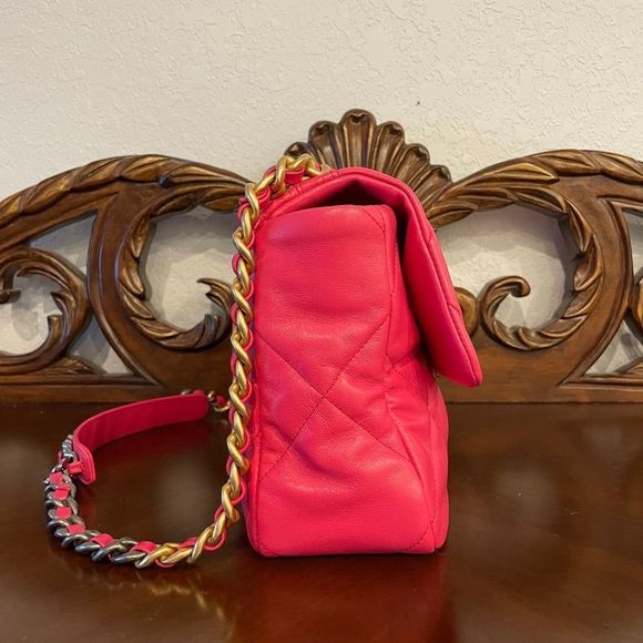 Chanel 19 Flap Large Neon Pink Chain Bag Handbag Shoulder CC Quilted - Picture 4 of 17